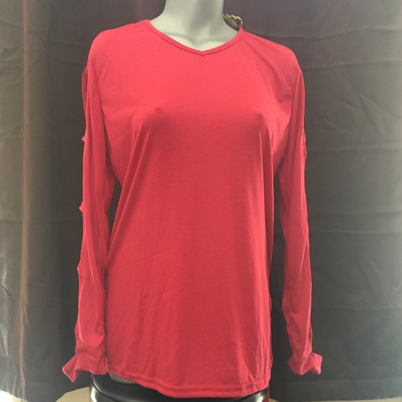 Long Sleeve Top with Crisscross Sleeve Pattern - Picture 3 of 7